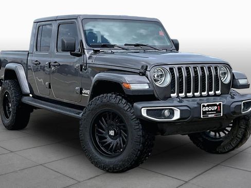 Used 2021 Jeep Gladiator Overland AWD/4WD image 3