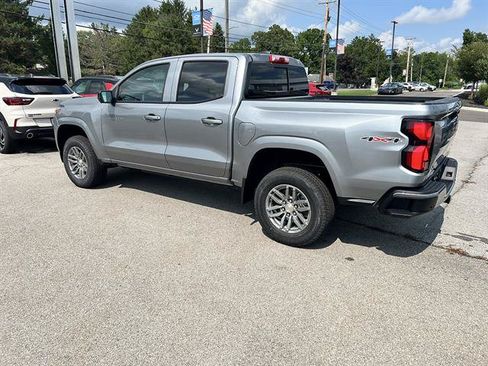 New 2026 Chevrolet Colorado LT w/ LT Convenience Package AWD/4WD image 3