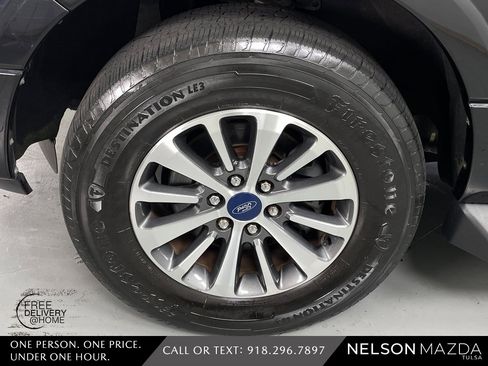 Used 2017 Ford Expedition EL XLT image 11