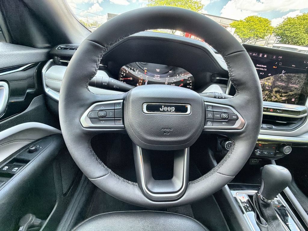Used 2024 Jeep Compass Limited AWD/4WD image 23