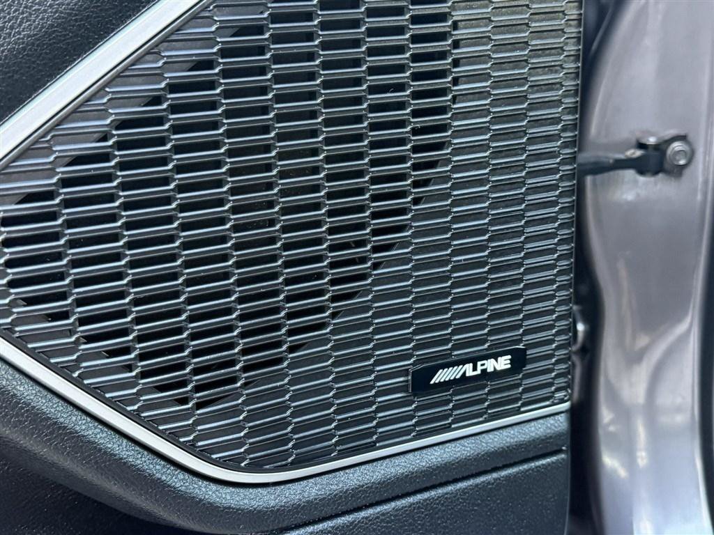 Used 2022 Jeep Grand Cherokee Trailhawk w/ Advanced Protech Group II AWD/4WD image 17