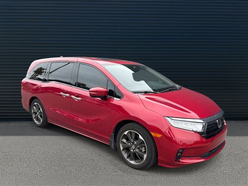 Used 2024 Honda Odyssey Elite image 9