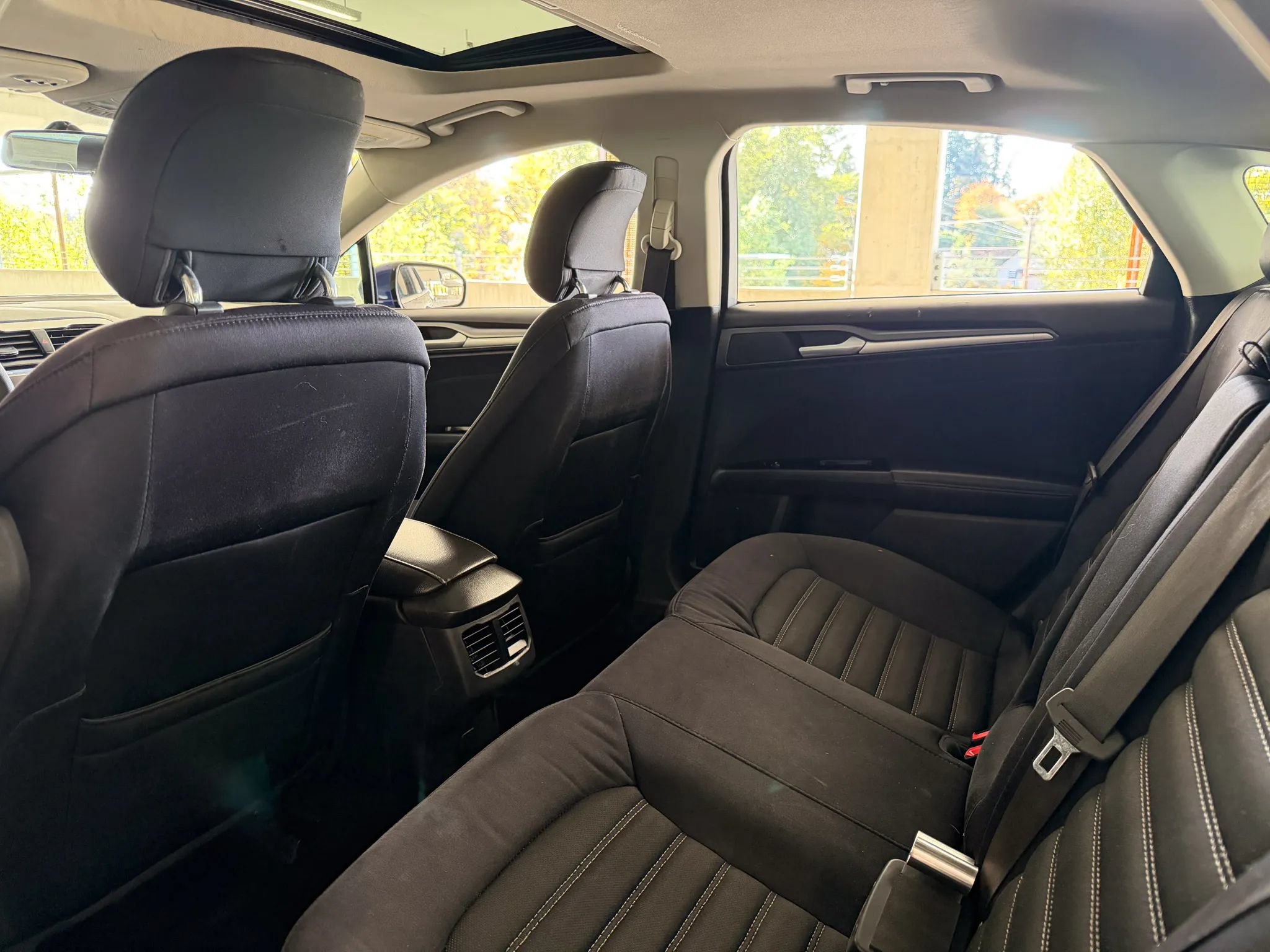 Used 2013 Ford Fusion SE FWD image 18