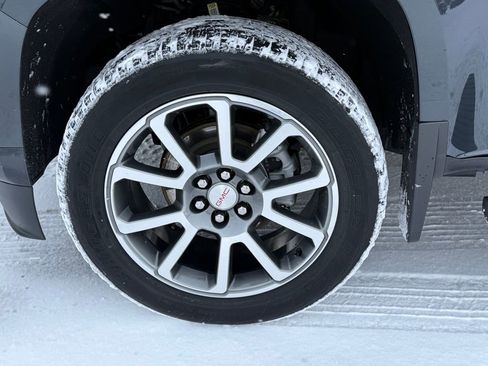 Used 2022 GMC Canyon Denali image 5