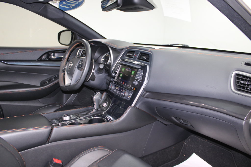 Used 2023 Nissan Maxima SR w/ Sport Mat Group FWD image 26