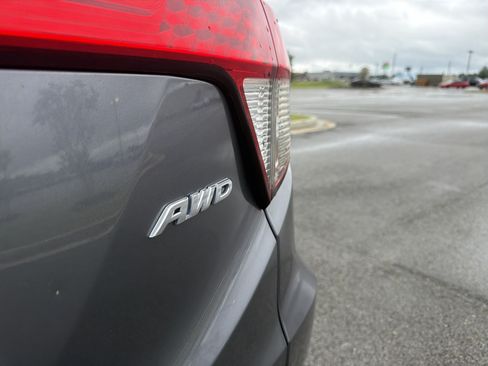 Certified 2021 Honda HR-V LX image 35