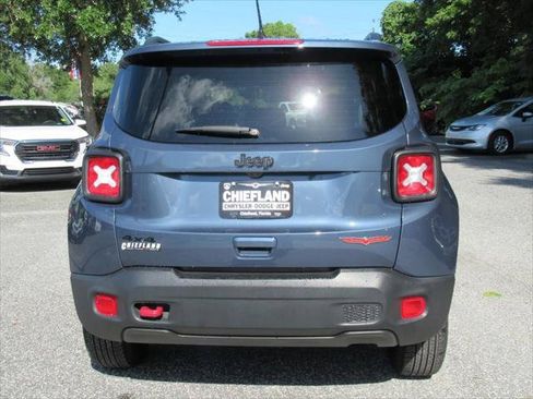 Certified 2023 Jeep Renegade Trailhawk AWD/4WD image 6