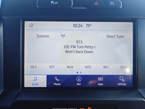 Used 2020 Ford F150 XLT w/ Equipment Group 302A Luxury image 14