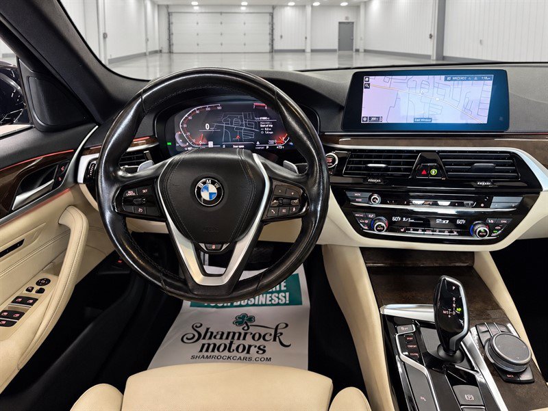 Used 2020 BMW 530i xDrive w/ Convenience Package AWD/4WD image 16