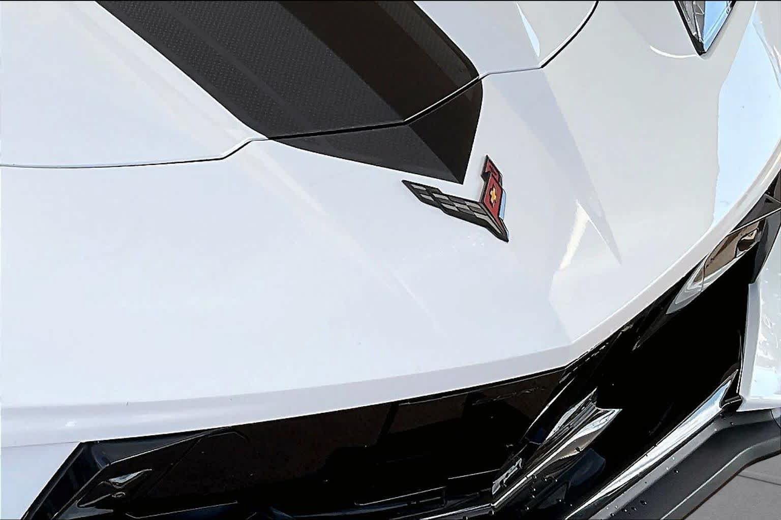 Used 2023 Chevrolet Corvette Stingray Preferred Cpe w/ Z51 Performance Package RWD image 27