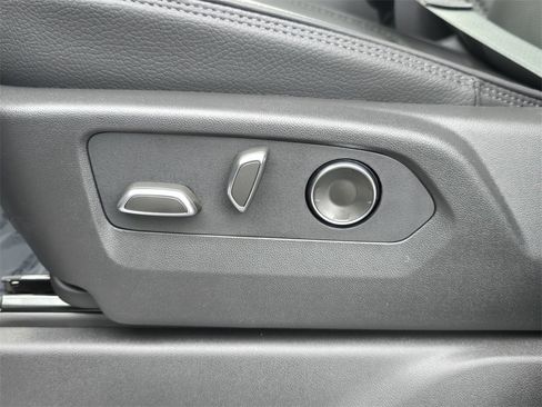 New 2026 GMC Sierra 1500 Denali w/ Denali Carbonpro Edition image 15