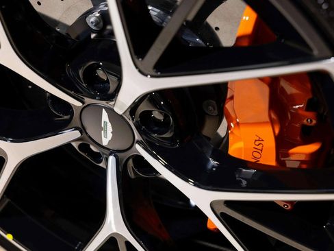 New 2026 Aston Martin DBX S image 9