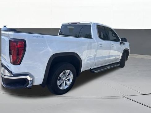 Used 2023 GMC Sierra 1500 SLE AWD/4WD image 10