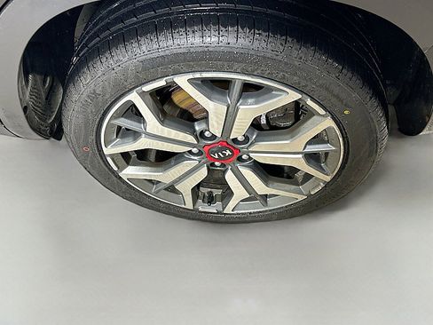 Used 2021 Kia Seltos SX image 32