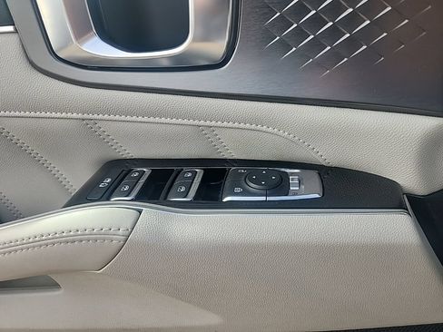 Used 2021 Kia Sorento SX FWD image 25