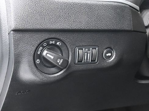 Used 2022 Dodge Charger GT image 15