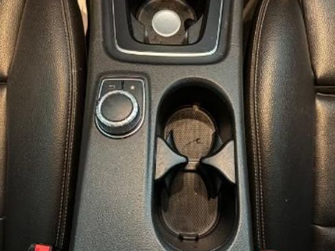 Used 2019 Mercedes-Benz GLA 250 image 12