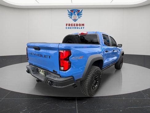 Used 2025 Chevrolet Colorado ZR2 w/ ZR2 Bison Edition image 6