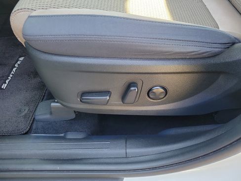 Used 2023 Hyundai Santa Fe SEL FWD image 20