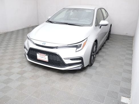 Certified 2024 Toyota Corolla SE AWD/4WD image 1