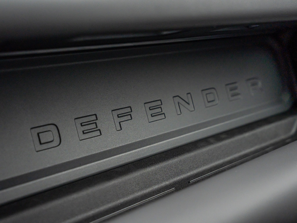 New 2026 Land Rover Defender 130 S AWD/4WD image 39