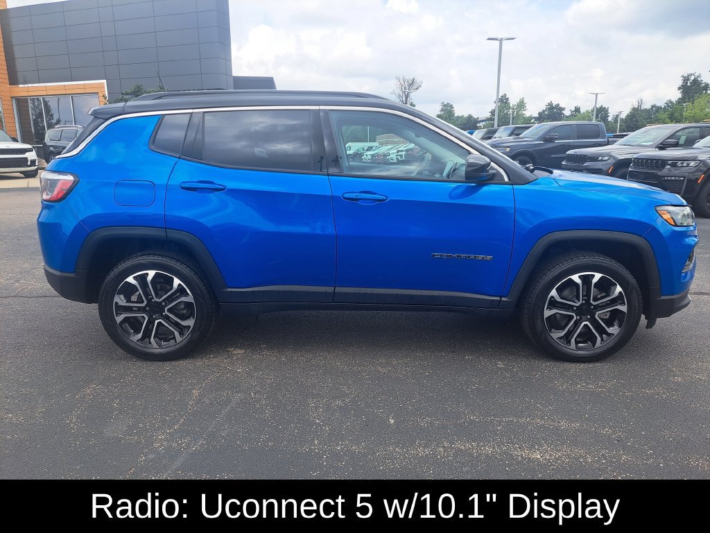 Certified 2022 Jeep Compass Limited AWD/4WD image 3