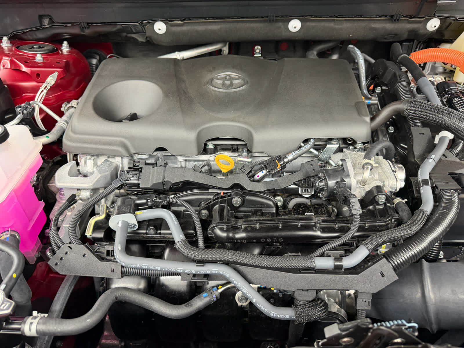 Used 2025 Toyota RAV4 LE AWD/4WD image 36