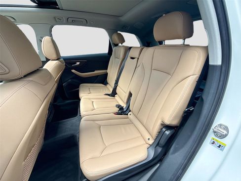 Certified 2025 Audi Q7 2.0T Premium w/ Convenience Plus Package image 26