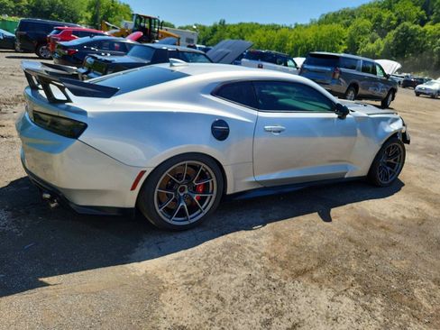 Used 2018 Chevrolet Camaro ZL1 RWD image 5