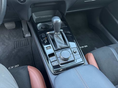 Certified 2025 MAZDA CX-30 Carbon image 27