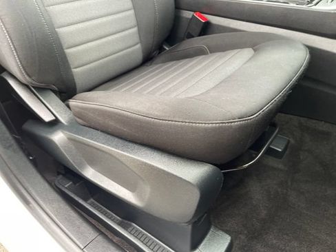 Used 2020 Ford Edge SE AWD/4WD image 34