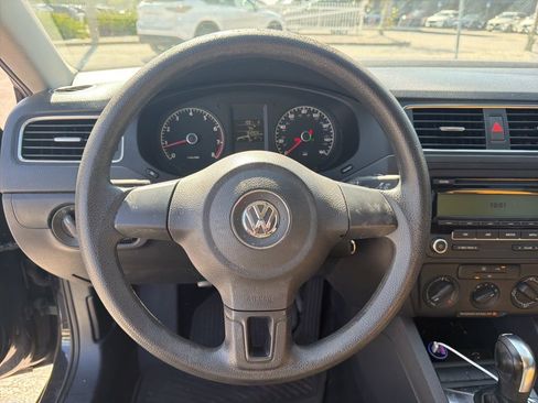 Used 2011 Volkswagen Jetta Sedan image 14