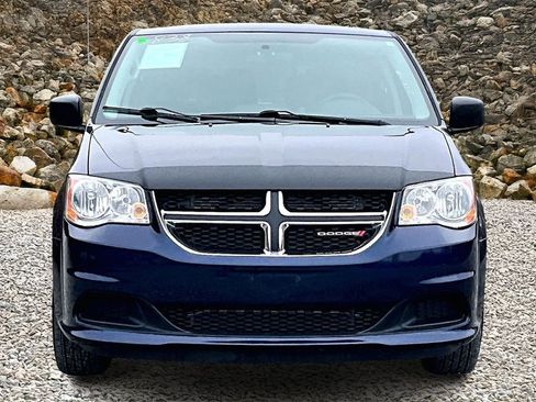 Used 2017 Dodge Grand Caravan SE w/ Power Window Group image 3