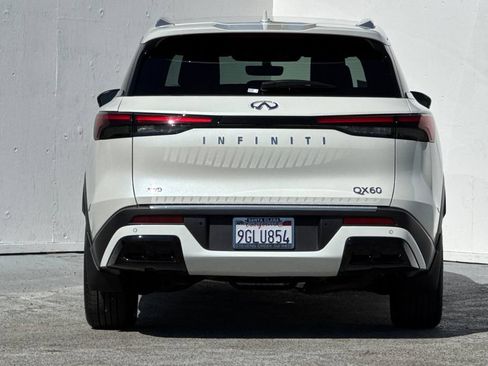 Used 2023 INFINITI QX60 Luxe w/ Cargo Package AWD/4WD image 4