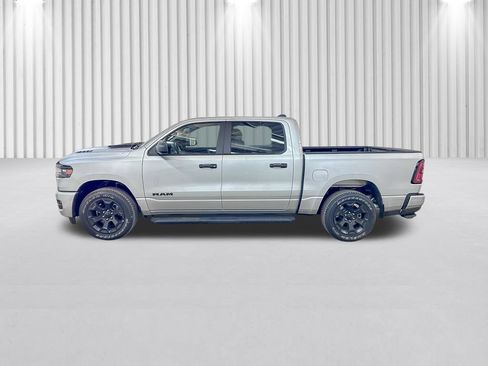 New 2026 RAM 1500 Express AWD/4WD image 8