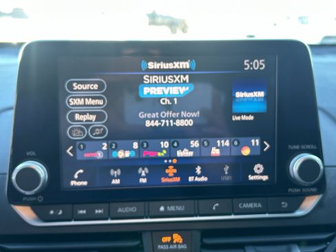 Used 2024 Nissan Altima 2.5 SR image 16