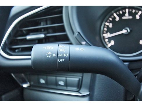 Used 2025 MAZDA CX-30 AWD 2.5 S w/ Preferred Package image 16