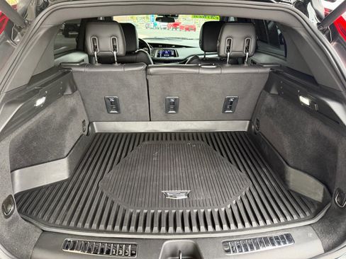 Used 2020 Cadillac XT4 Premium Luxury w/ Cold Weather Package image 25