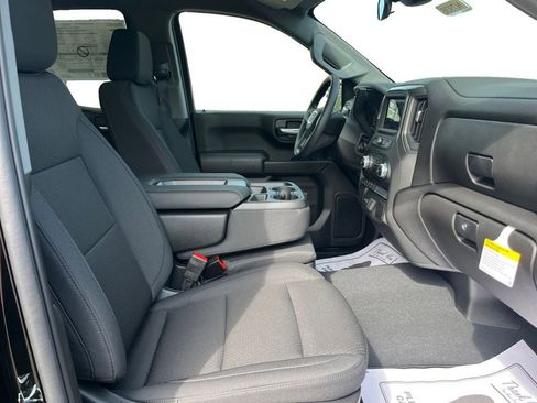 Used 2025 GMC Sierra 1500 Pro w/ Graphite Edition image 15