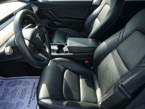 Used 2019 Tesla Model 3 Long Range image 21