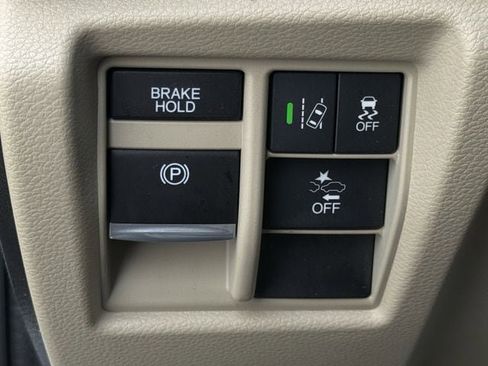 Used 2017 Acura MDX FWD image 21