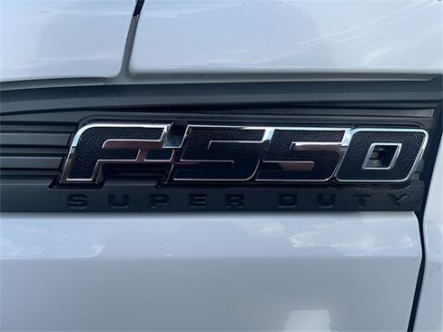 Used 2011 Ford F550 4x4 Regular Cab Super Duty w/ Payload Upgrade Pkg image 10