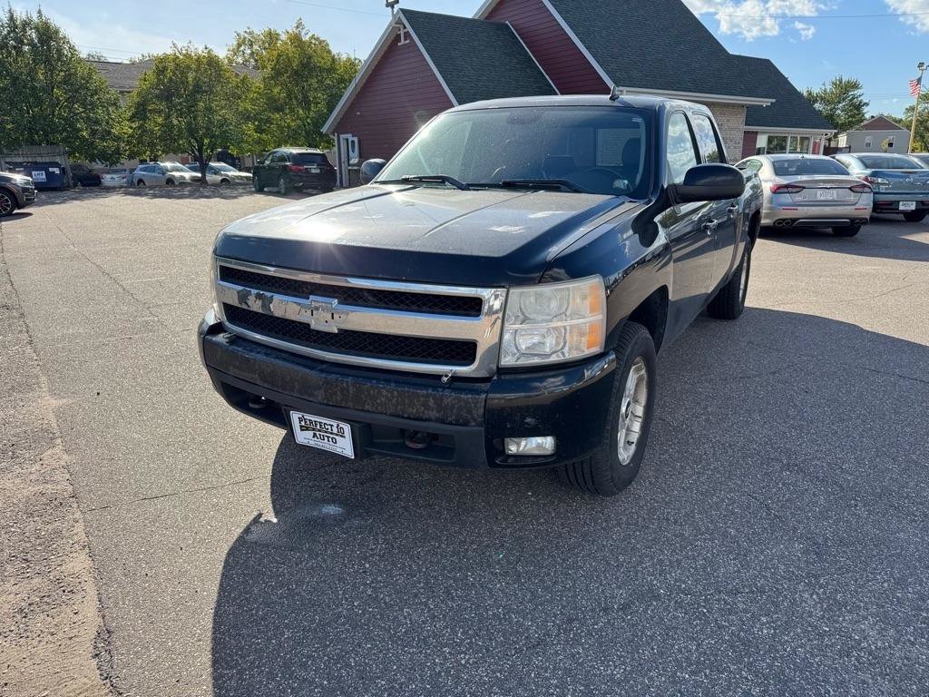 Used 2008 Chevrolet Silverado 1500 LTZ w/ Safety Package AWD/4WD image 11