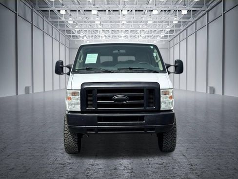 Used 2014 Ford E-350 and Econoline 350 XLT RWD image 11