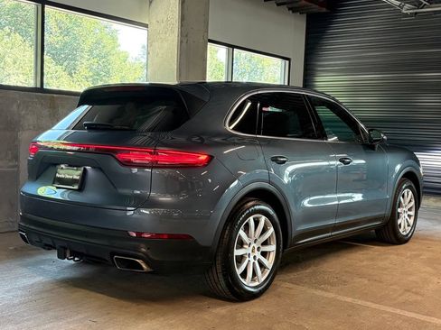 Certified 2020 Porsche Cayenne AWD/4WD image 8