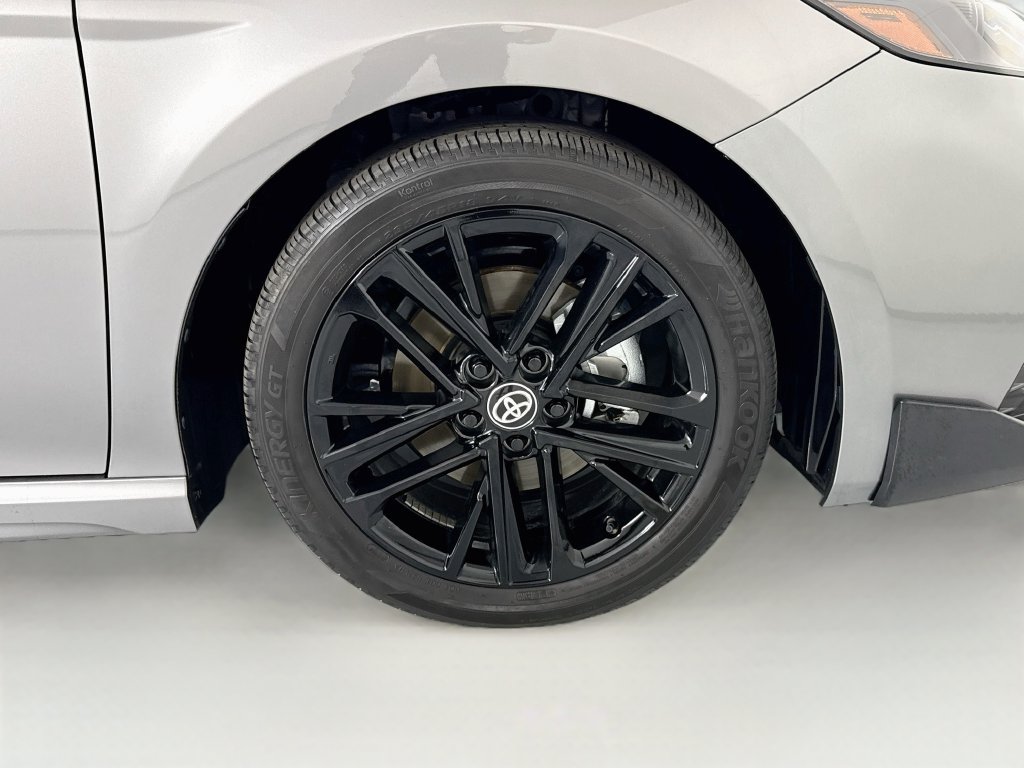 Used 2025 Toyota Camry SE w/ Multimedia Upgrade Package FWD image 32