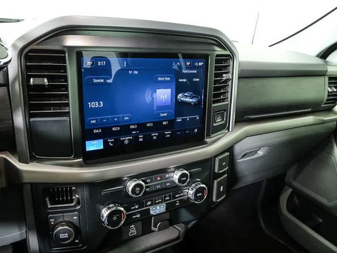 Used 2025 Ford F150 XLT w/ Equipment Group 301A Standard image 12