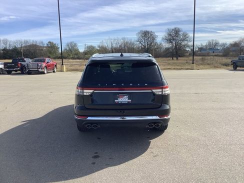 Used 2020 Lincoln Aviator Reserve w/ Elements Package Plus image 5