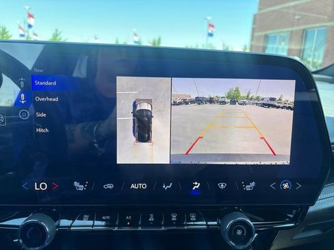 Used 2024 Chevrolet Blazer EV LT AWD/4WD image 25
