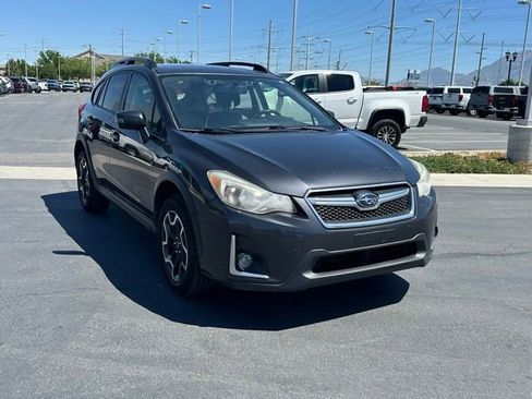Used 2016 Subaru Crosstrek 2.0i Limited AWD/4WD image 10